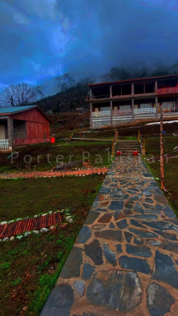 Khana Badosh Resort Kalam 外观 照片