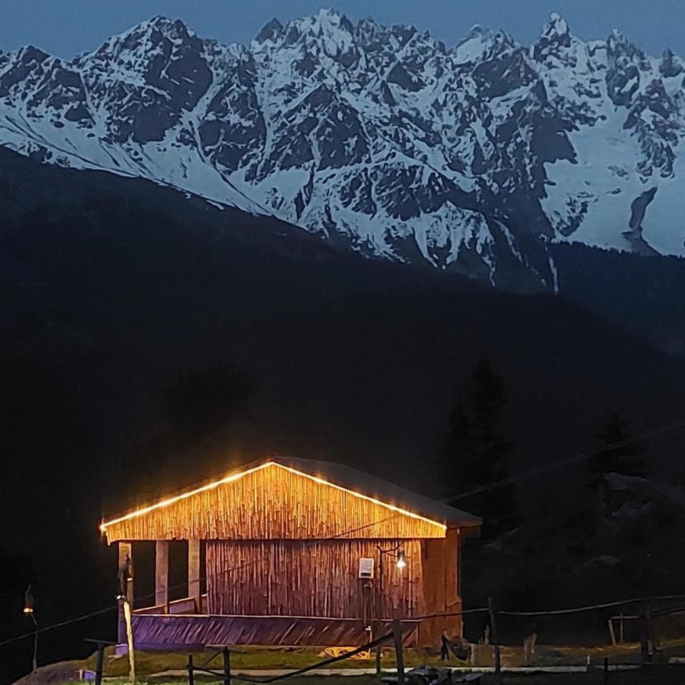 Khana Badosh Resort Kalam 外观 照片