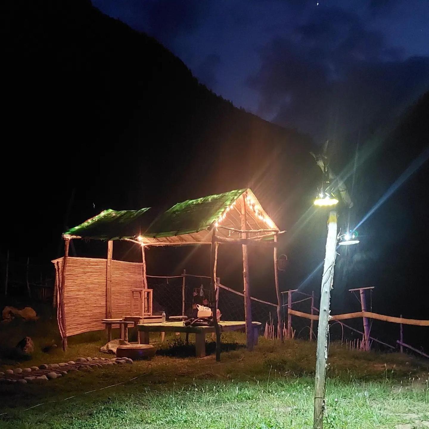 Khana Badosh Resort Kalam 外观 照片